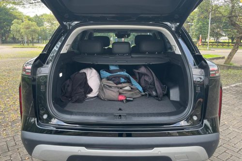 Mengulas Fitur dan Kepraktisan Jaecoo J7 SHS-P, Ini Plus Minusnya