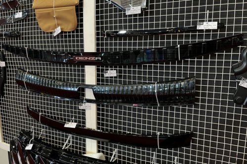 Aksesoris Wajah Transformer buat Denza D9