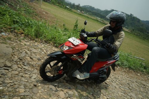 Suzuki , Hitung Konsumsi BBM Suzuki Nex Crossover, Tembus 46 Kpl