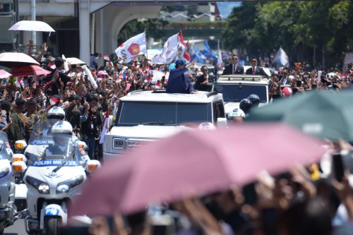 Viral, Video Rombongan Presiden Prabowo Beri Jalan ke Mobil Damkar