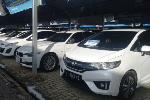 Minim Pengawasan, Pasar Mobil Bekas Lahan Subur Penipuan