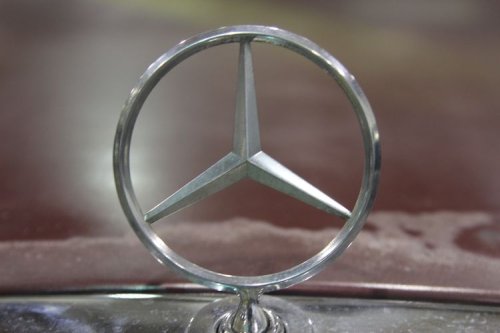 Mercedes-Benz, Geely, Mercedes-Benz Bakal Ambil Teknologi Mobil Listrik Geely