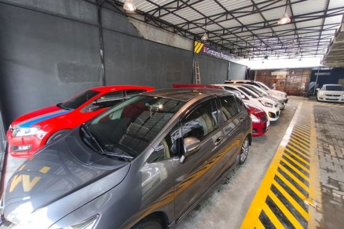 Rekomendasi 5 Mobil Bekas yang Cocok untuk Keluarga Muda