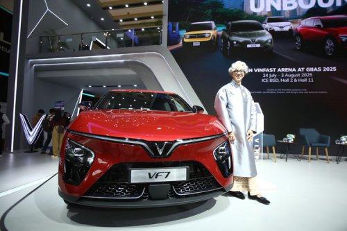 SUV Listrik VF 7 Resmi Hadir di Indonesia