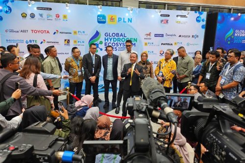 Peta Jalan Hidrogen Nasional Dirilis, Bahlil Harap Dilirik Investor Otomotif