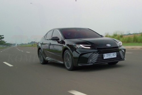 Benarkah Mobil Sedan Lebih Hemat BBM?