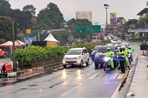 Update Info Jalur Puncak Bogor, One Way dari Puncak Menuju Jakarta