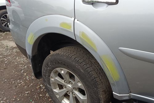 Ini Warna Mobil yang Gampang Belang Saat Body Repair