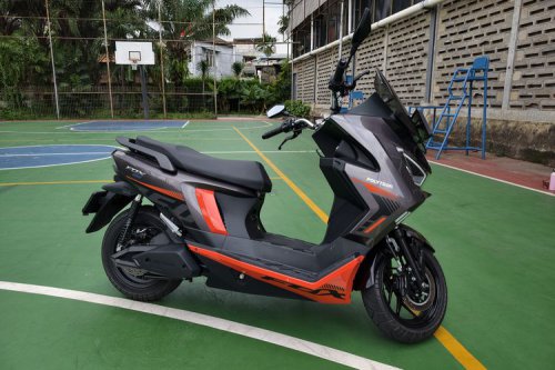 Polytron Fox 350: Motor Listrik dengan Desain Lebih Matang