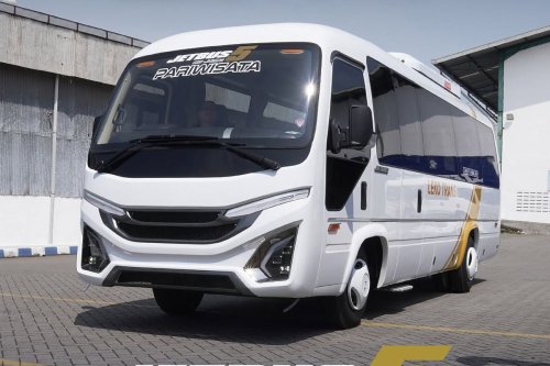 Jetbus 5 Big Jumbo Pakai Sasis Isuzu Milik Leko Trans, Interior Mewah