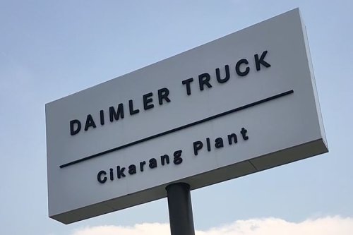 Daimler, Daimler Resmikan Pabrik Bus dan Truk Baru di Cikarang