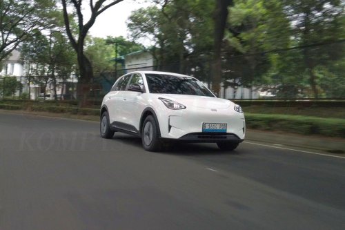 Impresi Berkendara Geely EX2 Pro: Lincah, Karakter RWD Jadi Pembeda
