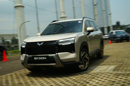 Wuling, Jajal Singkat Wuling Eksion PHEV, Penantang Destinator dan Tiggo 8