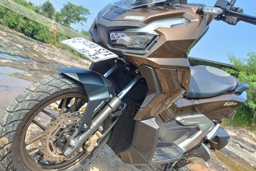 Honda, Spesifikasi dan Fitur Lengkap Honda ADV 160 RoadSync