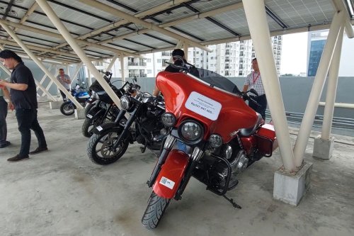 Jangan Anggap Remeh Risiko Parkir Moge di Mal