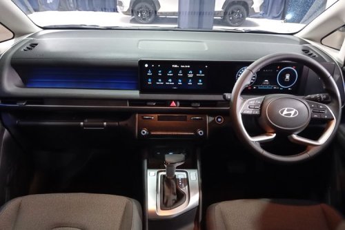 Hyundai, Hyundai Stargazer, Cuaca Terik Bikin Kabin Cepat Panas, Hyundai Hadirkan Kenyamanan lewat Bluelink di STARGAZER Cartenz