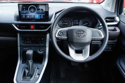 Toyota, Diskon Toyota Avanza Tembus Rp 20 Juta pada Oktober 2025