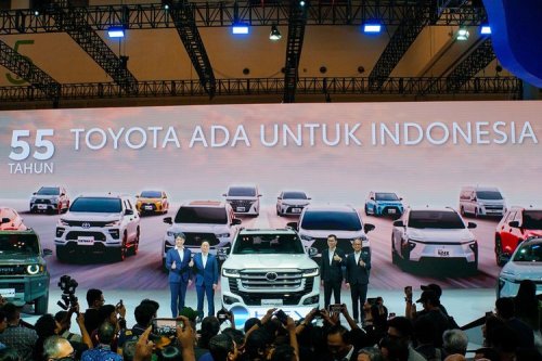 Toyota Land Cruiser, Toyota, Kenapa Land Cruiser Belum Dirakit di Pabrik Toyota Indonesia?