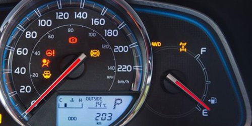 Jangan Terkecoh Odometer, Begini Cara Cek Kondisi Mobil Matik Bekas