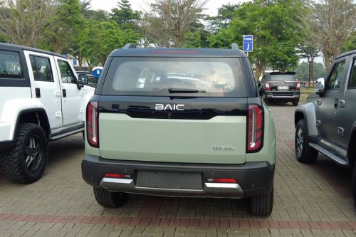 BAIC, GIIAS 2025: BAIC Luncurkan Mobil Hybrid Terbaru BJ30 e