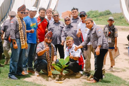 Daihatsu | Jamnas TCI 2025: Ratusan Daihatsu Terios Ramaikan Pantai Kedu Warna