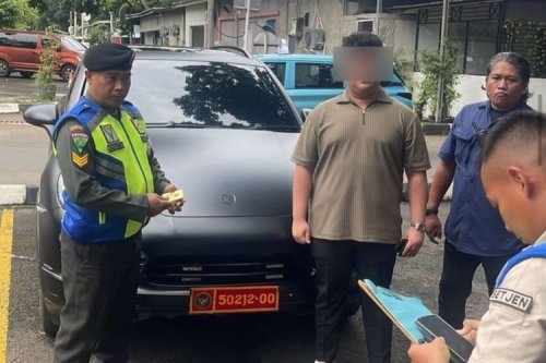 Porsche, Porsche Cayenne, Spesifikasi Porsche Cayenne yang Pakai Pelat Palsu Kemhan