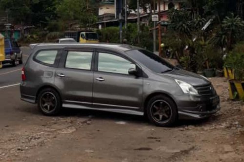 Nissan, Nissan Livina, Pengalaman Pakai Nissan Grand Livina 2010: Kekurangan dan Kelebihannya