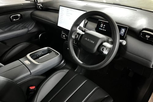 GAC Aion, GAC, Aion, Aion UT, Mobil Listrik Aion, GAC Aion UT dan GWM Ora 03: Pilihan Mobil Listrik untuk Perkotaan