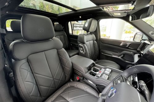 Spesifikasi Denza B8: SUV Hybrid Canggih