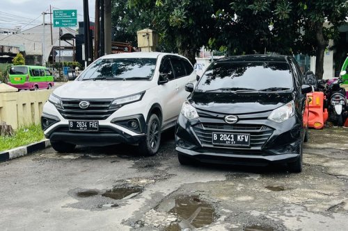 Toyota, Asosiasi Jasa Penagihan Klarifikasi Soal Peran Debt Collector | Sekitar 5.000 Kendaraan Masuk Jateng Via Tol Cikatama | Kenapa Mobil Hybrid Toyota Laku Keras di Pasaran?