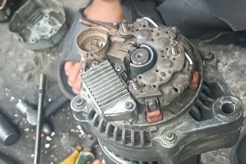 Cara Merawat Alternator Agar Awet dan Tahan Lama