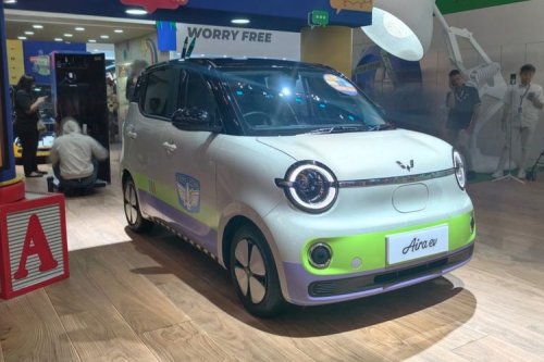 Komparasi Mobil Listrik di Bawah Rp 200 Juta : VF 3, Aira EV &  Lumin