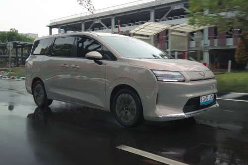 Wuling, Merasakan Performa dan Efisiensi Daya Wuling Cortez Darion EV