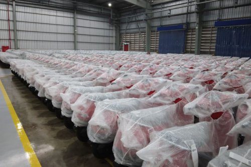 Vespa Sprint dan Primavera 2026 Masih CBU Vietnam