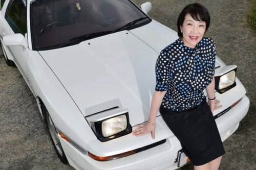 Toyota, Sanae Takaichi, Politisi Jepang dan Pencinta Toyota Supra Legendaris