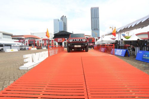 Suzuki  | Tes Singkat Suzuki Jimny di IIMS 2026