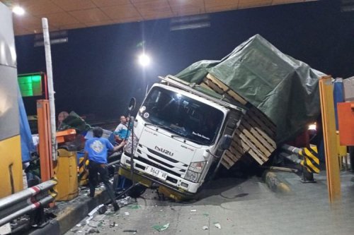 Terjadi Lagi Kecelakaan Truk di GT Ciawi, Pemerintah Tak Serius Cari Solusi