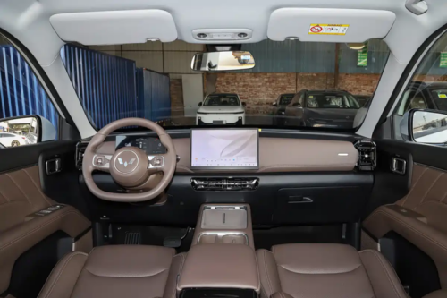 Wuling Starlight 560 Meluncur, Tersedia Mesin Bensin, EV, dan PHEV