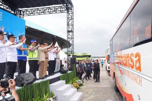 Menhub: 31.433 Bus Siap Layani Angkutan Nataru 2025/2026