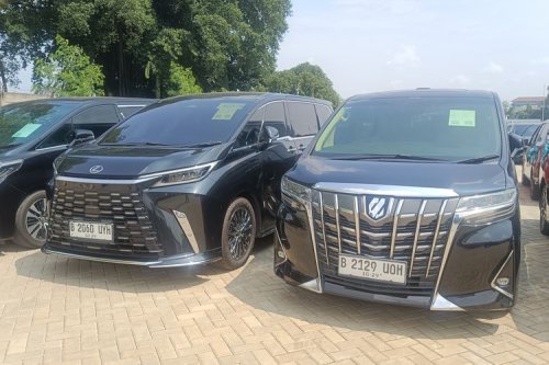 Ini Mobil yang Paling Laris di Balai Lelang