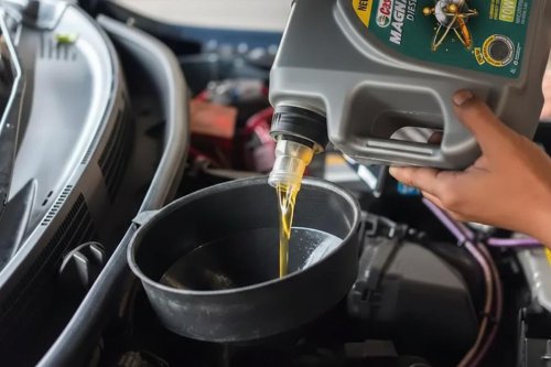 Sebelum Mudik, Jangan Abaikan Oli Mesin dan Perawatan Bodi