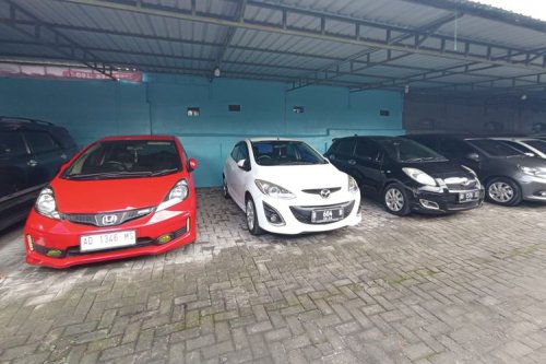 Bahaya Mobil Matik Terlalu Lama Diam di Garasi, Ini Risikonya