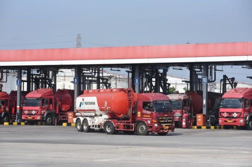 Antrean SPBU Makassar Mengular, Cek 25 Lokasi SPBU 24 Jam Pertamina