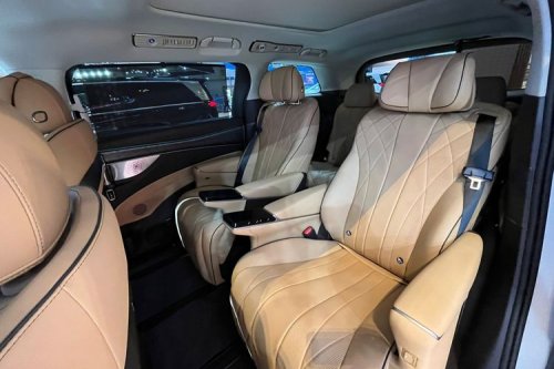 Xpeng X9, Xpeng, Adu Mewah MPV Listrik Premium: Denza D9 Vs Xpeng X9