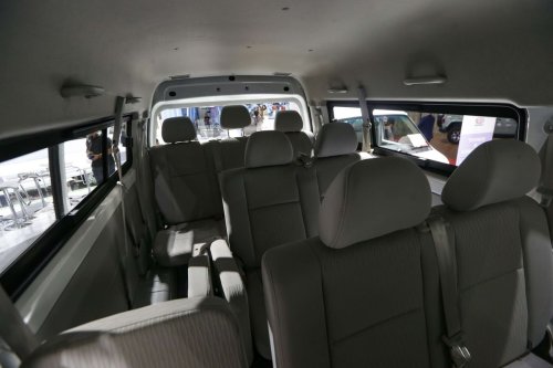 Cara Efektif Cegah Nyamuk Bersarang di Kabin Mobil saat Musim Hujan