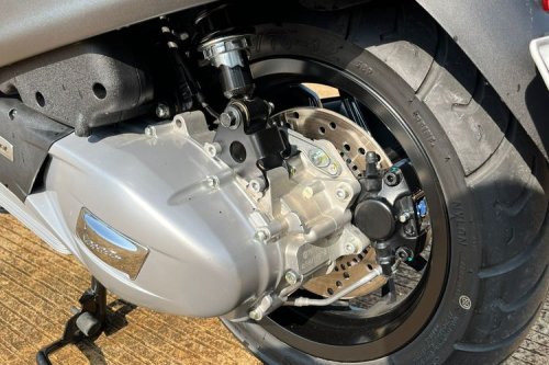 Vespa Sprint Tech 2026: Mesin Baru, Desain Ikonik, dan Level Kompromi