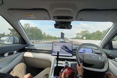 Komparasi Leapmotor B10 VS Geely EX5: Pilih Mana?