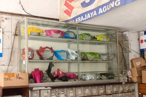 Berburu Sparepart Motor Lawas Suzuki, Model Ini Masih Diburu