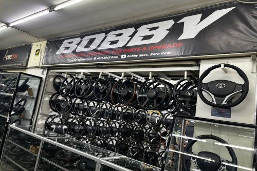 Motuba Pakai Setir Mobil Baru, Apakah Airbag Tetap Berfungsi?