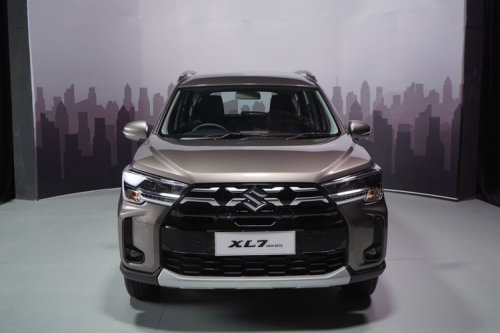 Suzuki Bidik Penjualan XL7 2.200 Unit di GIIAS 2026